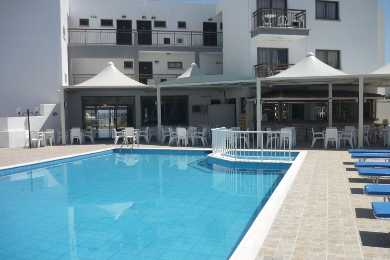Penelope Beach Hotel Pernera Exterior foto